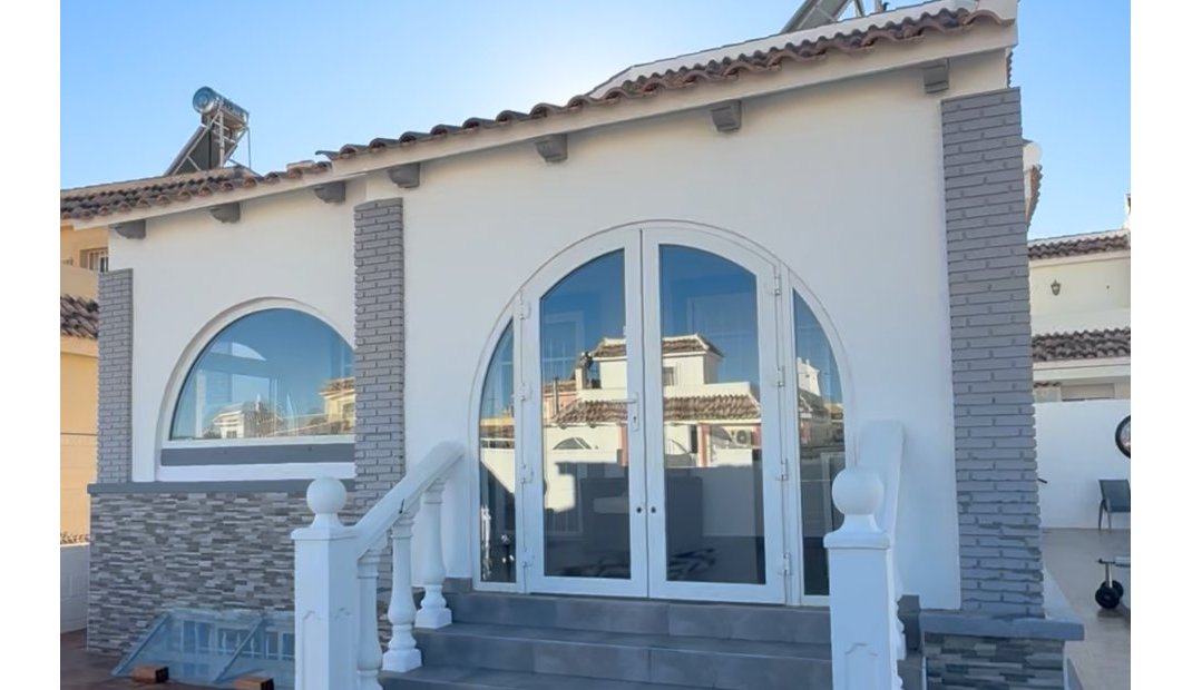 Resale - Villa -
Torre Pacheco - Sierra Golf - Balsicas