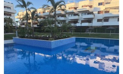 Resale - Apartment -
Lomas de Cabo Roig