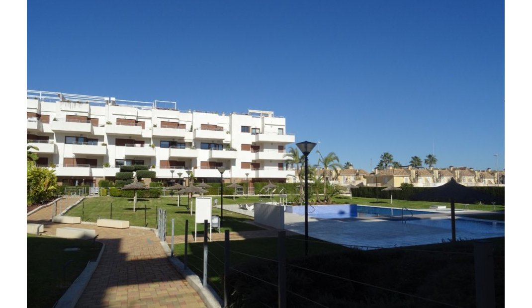 Resale - Apartment -
Lomas de Cabo Roig