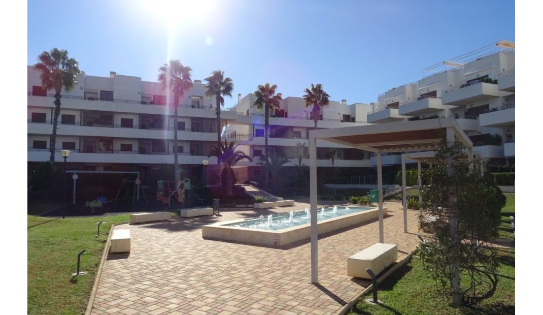 Resale - Apartment -
Lomas de Cabo Roig